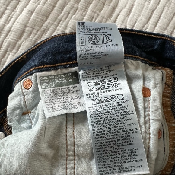Levis 501 taper jeans - Picture 15 of 16